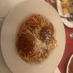 Spaghetti and meatballs