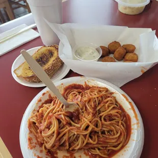 The best lil secret in the Gladstone - KCMO - you cant go wrong with any foor here!!! Promise