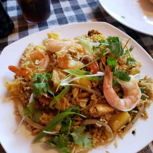 Pineapple fried rice