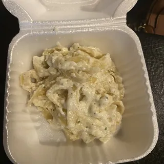 Fettuccini Alfredo