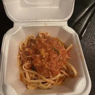 Linguini Red Clam Sauce