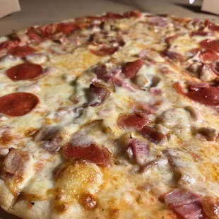 XL Meat Lover's Specialty Pizza