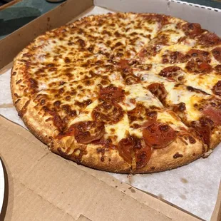 1/2 cheese 1/2 pepperoni