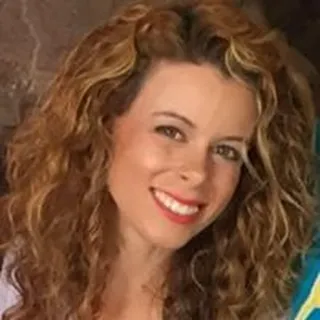 Jennifer R.