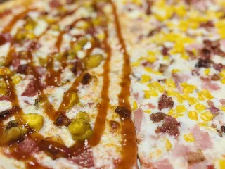 Nona's Urban Pizza