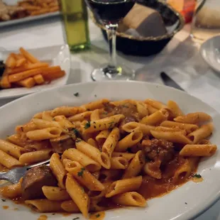 GLUTEN FREE pasta yumminess and a good glass of wine always makes me smile
