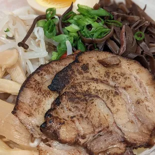 Giraffe Ramen