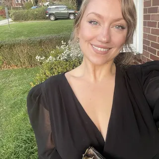 Lisa S.