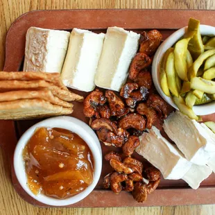 Goat cheese board.