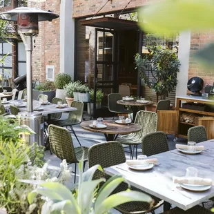 Girl and the Goat LA Exterior Patio