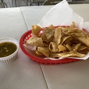 Tortilla chips with salsa