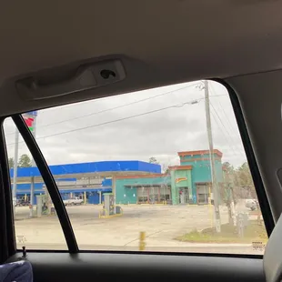 Driving away from Giterdone!