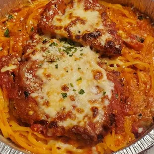 Chicken parm with fettuccine and pomadoro sauce - chewy chicken and dry pasta