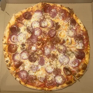Meat Lovers Pizza (16&quot;)