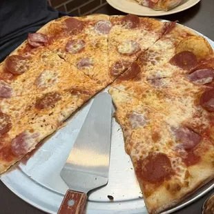 16&quot; Cheese Pizza, add Pepperoni and Canadian Bacon
