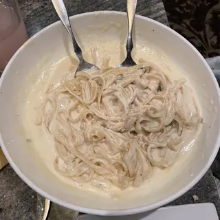 Fettuccini Alfredo Lunch