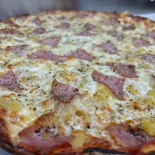 HAWAIIAN PIZZA