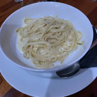 Fettuccine Alfredo