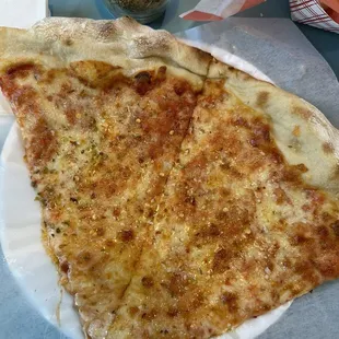 Cheese pizza