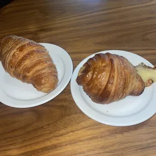 Butter crossing and Turkey and cheese croissant