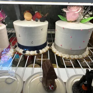 Beautiful cakes all $57 more expensive than the other bakeries in Little Saigon