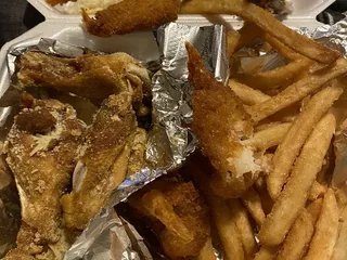 Wingz & More