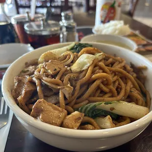 noodle soup, ramen, noodle dish, noodles, ramen and noodles, food