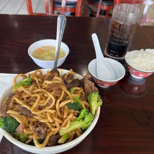 food, ramen and noodles