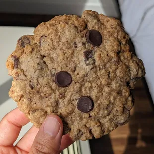Dark chocolate oatmeal cookies