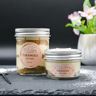 a jar of traissi and a jar of traissi