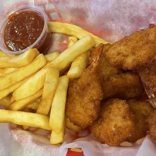 Shrimp Basket with Fries