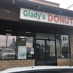 Here looking for an apple fritter