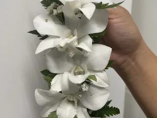 Sunrise Leis & Flowers