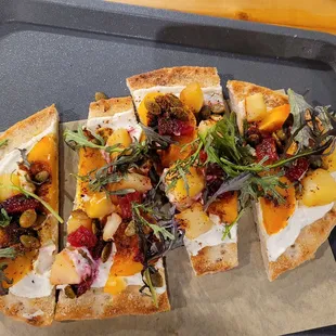 Garden flatbread