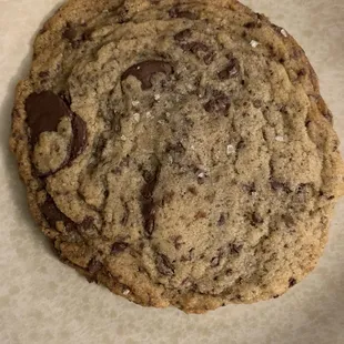 Chocolate chip cookie