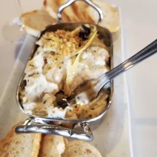 Artichoke and crab dip