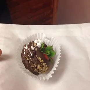 Ricky road strawberry! Amazing!!