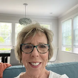 Cindy H.