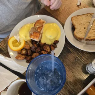 Eggs Salmon Benedict