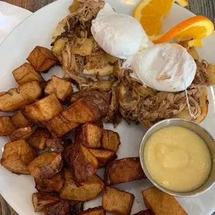 Apple pork Benedict