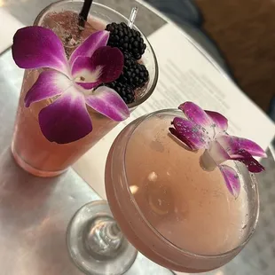 Como La Flor and edible glitter martini