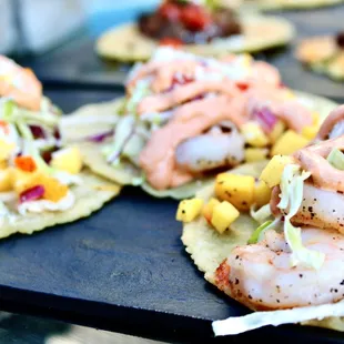 shrimp tacos with mango salsa