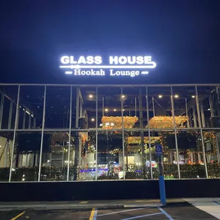 the outside of the restaurant