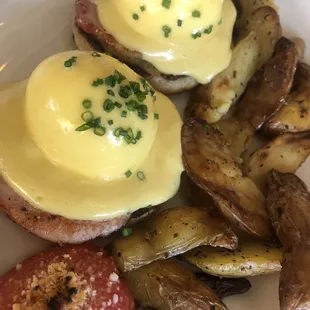 Eggs Benedict