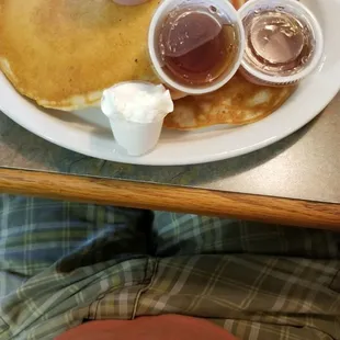 Great pancakes , cooked and served with real butter!