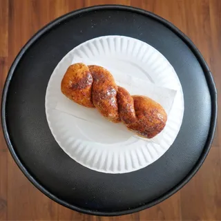 Twist Doughnut - Cinnamon Glaze