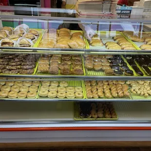 donuts, dough desserts, food