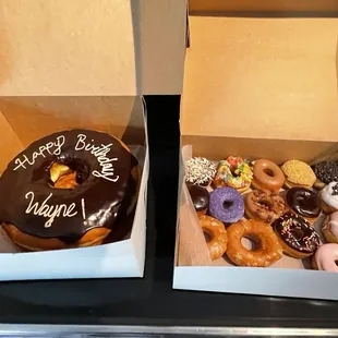 Special made to order donut cake and mini donuts...amazing!