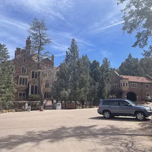 Outside of Glen eyrie castle