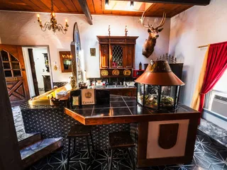 Cliff House Lodge & Hot Tub Cottages 